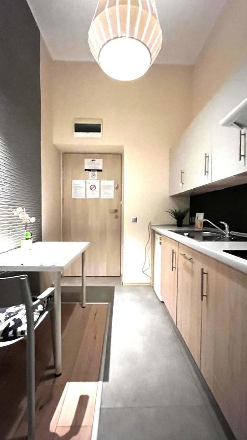 Single Studio In City Center Красков Екстериор снимка